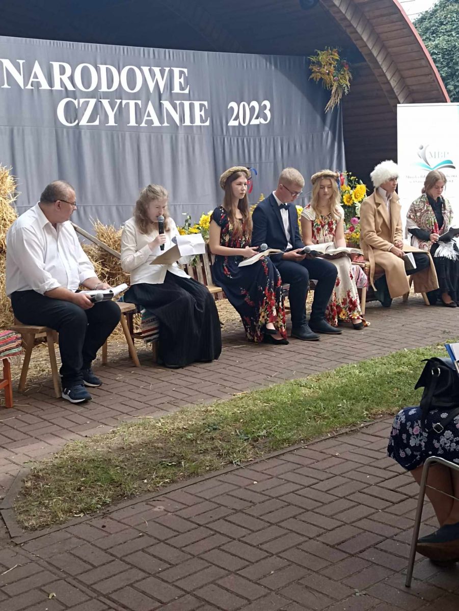 Nasi uczestnicy Marta Skłodowska i Andrzej Jasionek podczas Narodowego Czytania 2023